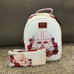 BNWT Floral Darth Vader Loungefly